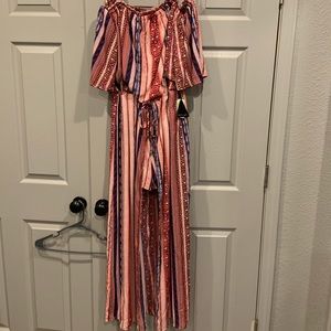 Off-Shoulder Romper With “Train”